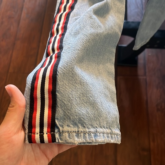Women/girls forever 21 skinny/lose jeans with stripe details on side - Picture 6 of 6